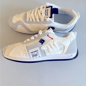 Brand new, never worn white and gray tennis shoe unisex, comfortable fitting